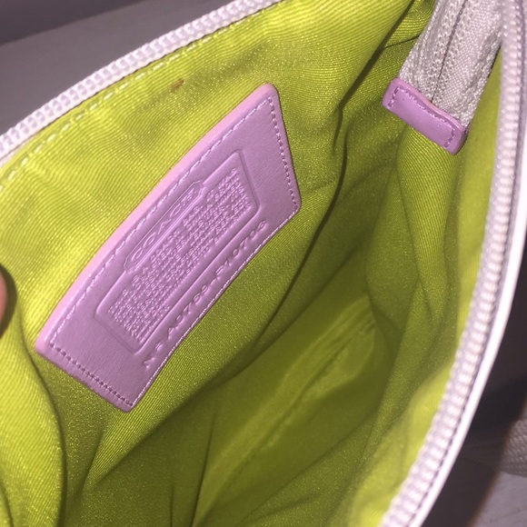 Coach Crossbody - Picture 4 of 8